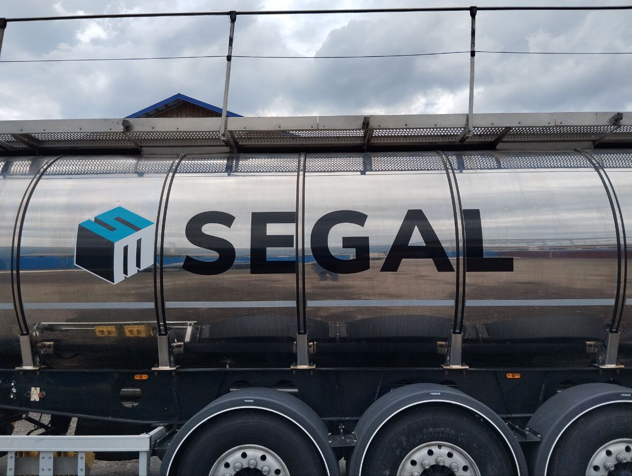 Брендирование автомобилей